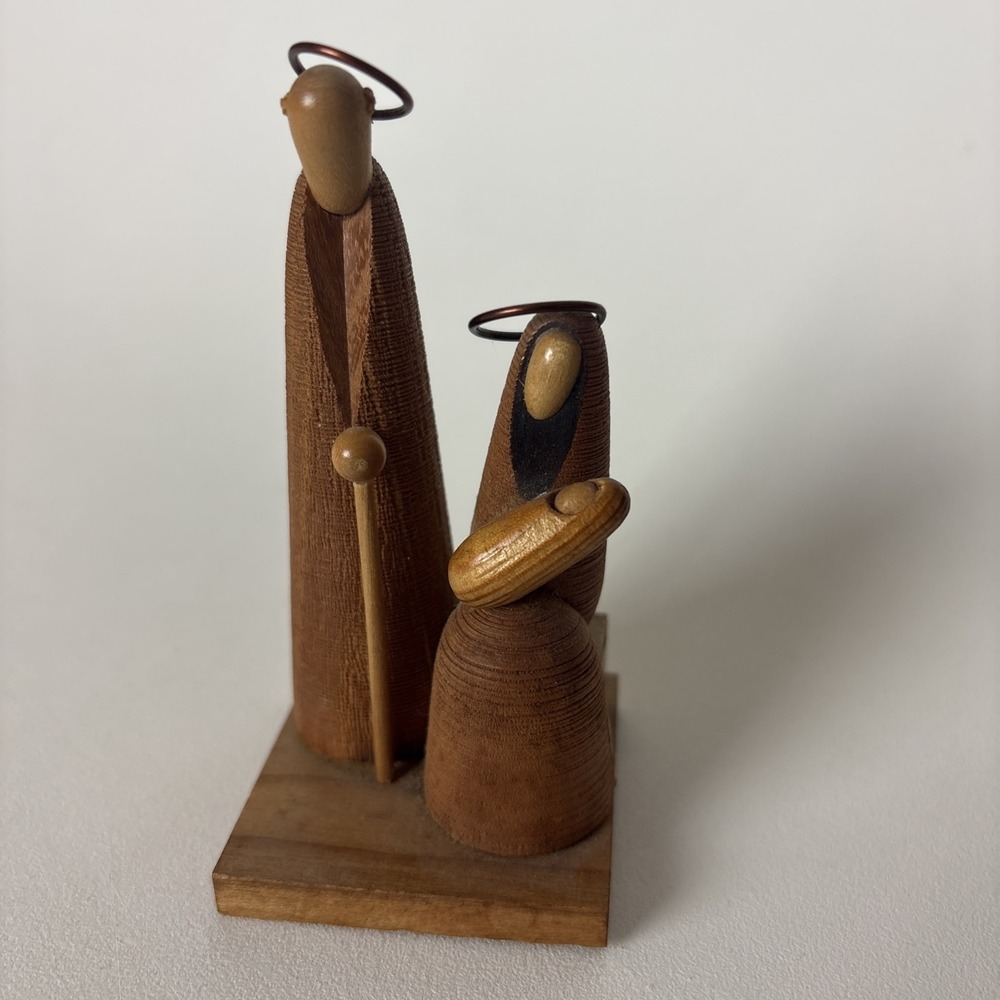 Hand Carved Wooden Nativity Holy Family Christmas Poland B. Borowik 4" decor